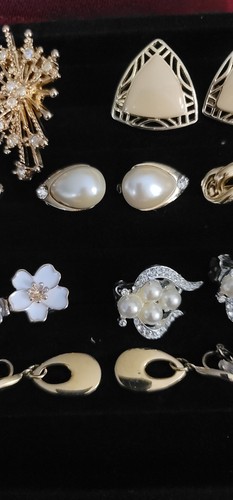 Lote de pendientes clip dorado vintage hasta ahora Avon Napier Crown Trifari - Imagen 4 de 13