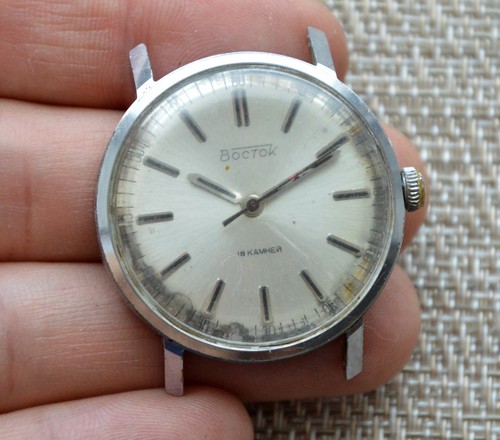 Watch USSR Vostok Mechanical Soviet Wristwatch Wostok Russian Vintage Rare - Picture 2 of 4