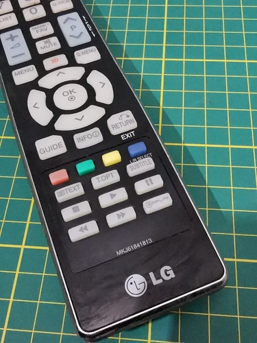 télécommande tv lg MKJ61841813D'origine - Photo 2/3