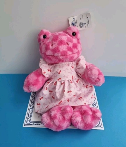 BUILD A BEAR rosa Leaps Of Love FROSCH Valentinstag mit Kirsche Kleid neu mit Etikett