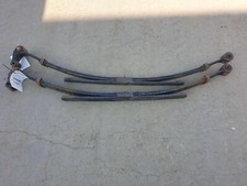 Rear Leaf Springs Pair Chevy Silverado 1500 1999-07 3 Leaf 15246971 Rear Leaf Springs Pair Chevy Silverado 1500 1999-07 3 Leaf 15246971