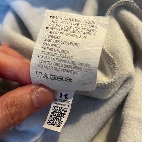 Under Armour Ladies Hoodie in Gray/white Size Medium - Picture 10 of 11