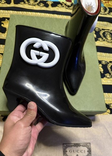 New Authentic Gucci GG Logo Rubber Boots Black White With Heel Size G 35 - Picture 3 of 8