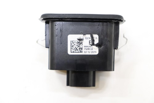 2020 -2023 LAND ROVER EVOQUE REAR LIFTGATE TRUNK RELEASE SWITCH OEM CPLA10E998BA - Picture 8 of 9