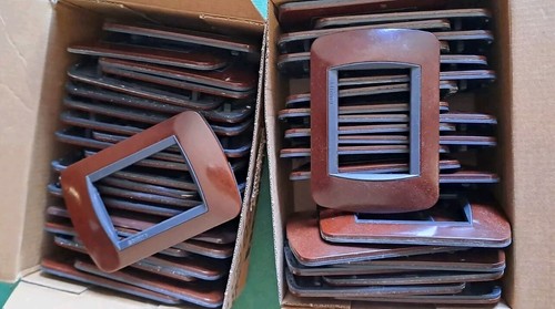 L4803BK Platte Bticino Living International Bakelit 3-Sitzer Original  - Bild 4 von 5