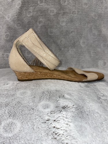 Kookaburra by Ugg light pink sparkling with tassels sandals size 6 - Picture 8 of 11