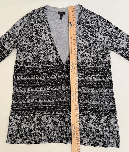 Soma Intimates Women Gray L/S Cardigan Sweater Animal Print Button Front Size M - Picture 7 of 16