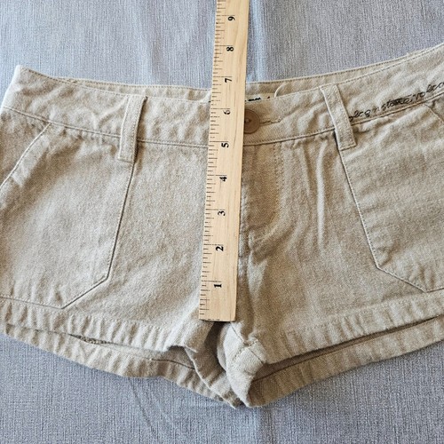 Volcom Vintage y2k Tan Micro Shorts Size 1 Super Low Rise Skater Girl - Picture 6 of 7