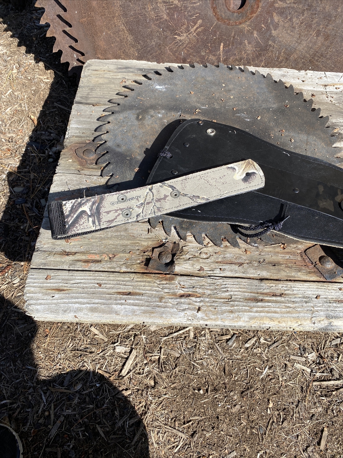 6 Arrow Archers Hip Quiver Adjustable HEAVY LEATHER Advantage