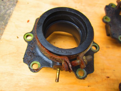 Brida de admisión Arctic Cat ZRT 600 1996 (3 piezas) con abrazaderas 3005-034.3004-212 - Imagen 7 de 10