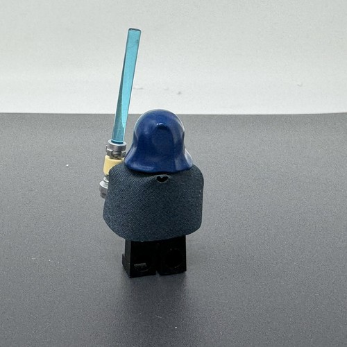 SW196 Lego Star Wars Barriss Offee Minifig Mirialan Jedi w/ Short Cape 9491 - Picture 3 of 5