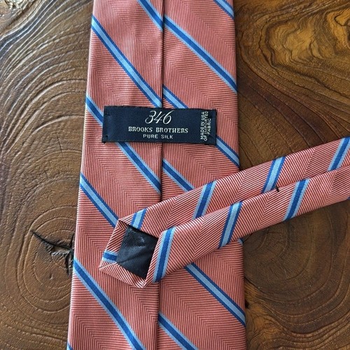 Brooks Brothers 100% Pure Silk Stripe Pattern Tie - Picture 3 of 4