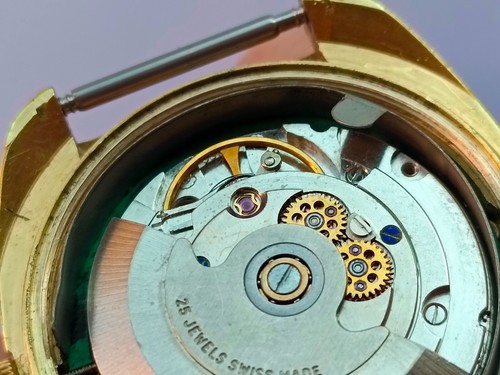 Vintage DELBANA 25 Jewels Automatic Incabloc Men's Watch Swiss - Picture 10 of 13