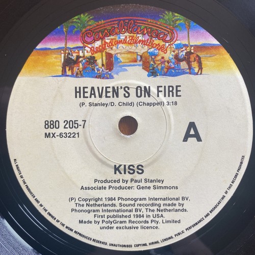 KISS: HEAVEN'S ON FIRE 7" 45 VINYL RECORD 1984 AUSTRALIAN PRESSING OZ SELLER - Picture 3 of 6