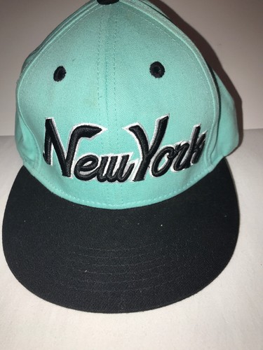 Kbethos New York Mütze Kappe türkis Druckknopflasche schwarze Krempe türkis - Bild 1 von 9