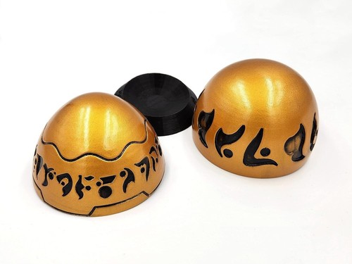 Gold Jak and Daxter Precursor Orb - Handcrafted Display Stand Included - Picture 11 of 13