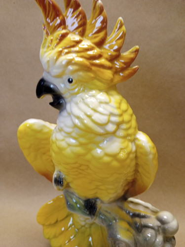 Yellow Cockatoo Ceramic Figure Planter 10" Tall X 4" Wide MCM - Picture 3 of 8