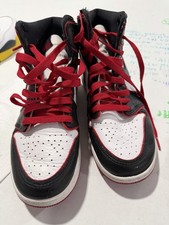 Used Nike Air Jordan 1 Retro High OG Bloodline GS Size Size 6 Y