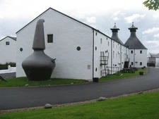 Photo A3 Distillery at Ardbeg Ardbeg/NR4146 With a spare still as a pro c2014