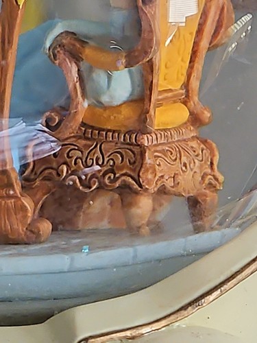 Vintage Disney Cinderella and Prince Charming Musical Snowglobe - Picture 15 of 24