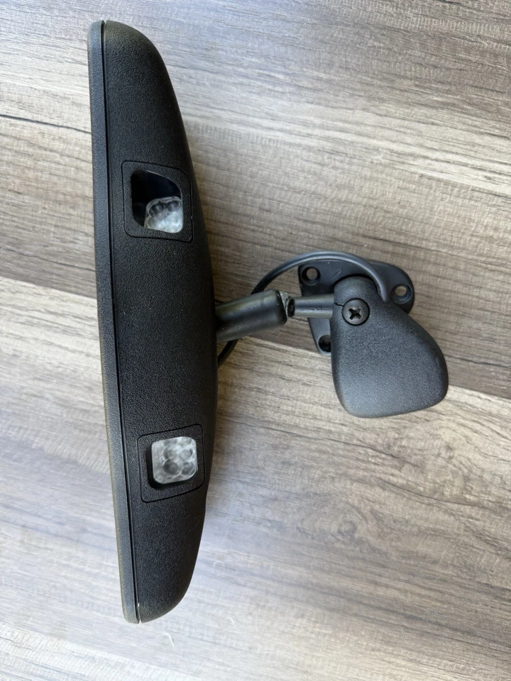 ESPEJO RETROVISOR Y LUCES Y CALIBRE PLYMOUTH PROWLER 97-02 OEM, P# 4801242AA Foto 4 de 4