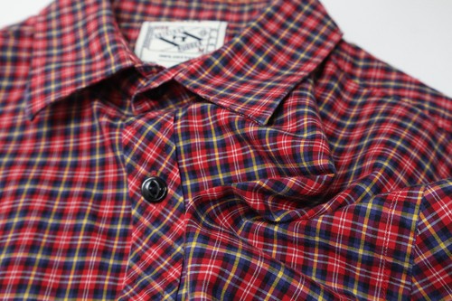 Camisa GANT Para Hombre MEDIANA Roja Estampada Cuadros Cuello Extendido Abotonada - Imagen 6 de 9