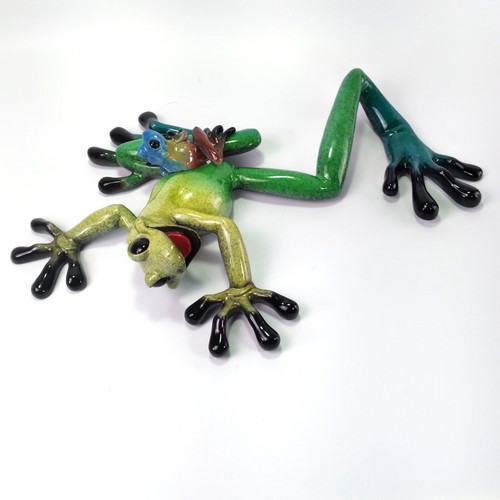 Kitty's Critters Lucy and Lil' Ricky Wall Mount Frog Sculpture 2002 12" x 14" - Picture 3 of 10