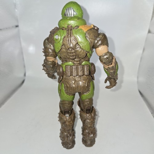 McFarlane Doom Eternal Classic DOOM SLAYER Action Figure 2019 - READ AS-IS - Picture 7 of 12
