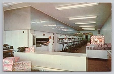 Claxton Fruit Cake Bakery in Claxton Georgia c1960s Postcard