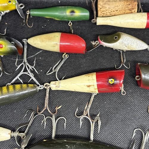 Vintage Fishing Lure Lot Glass Eye Tack Eye Top water Ccbco Heddon Assorted 7 - Picture 3 of 7