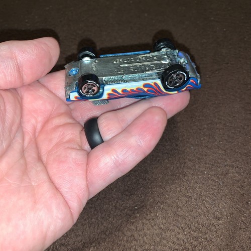 Hot Wheels Classics Serie 3 - #28/30 - Rodger Dodger, blu sciolto - Foto 9 di 9