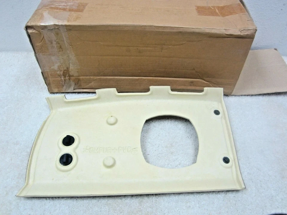 Land Rover Discovery 1994-1997 nuevo fabricante de equipos originales interior trasero derecho moldura de pilar #3A-2 Foto 2 de 3