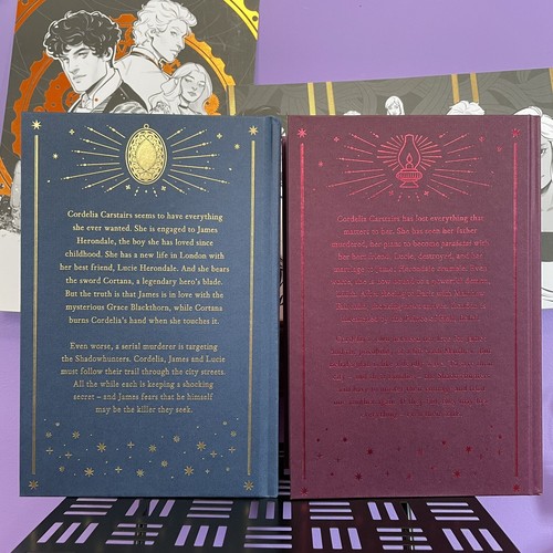 Chain of Thorns & Iron Illumicrate w/Foiled Prints & Dust Jackets Clare Signed - Picture 6 of 13