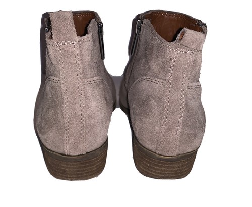 Botines Lucky Brand Betwixt Talla 7.5 Gamuza Taupe Doble Cremallera DEFECTUOSOS - Imagen 3 de 9