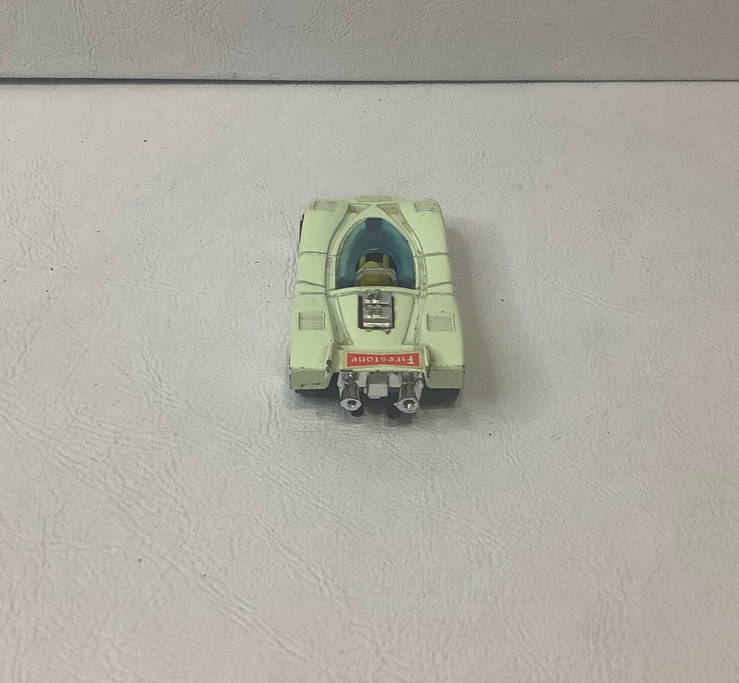 Picture 4 of 6