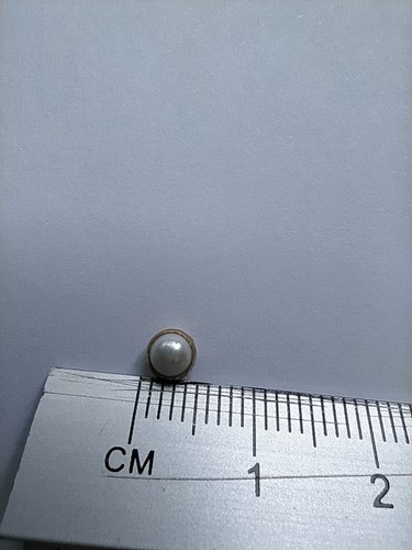 10 Stück / 4 mm Kunstperlen Knöpfe in Gold für Puppenkleidung Miniatur Nähen - Bild 3 von 3