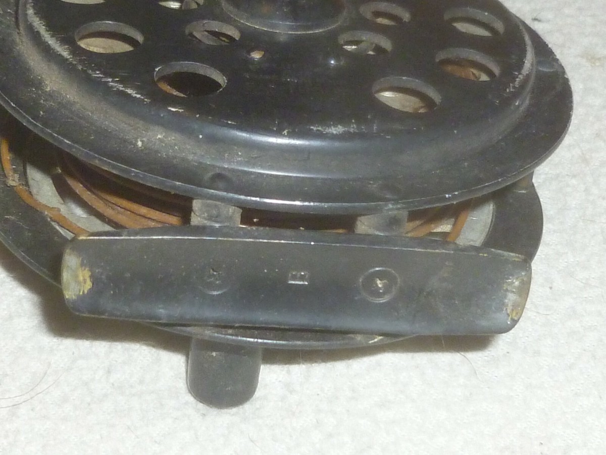 ビンテージPFLUEGER 1554 フライリール　② VINTAGE PFLUEGER SAL-TROUT METAL FLY REEL NO 1554 FISHING