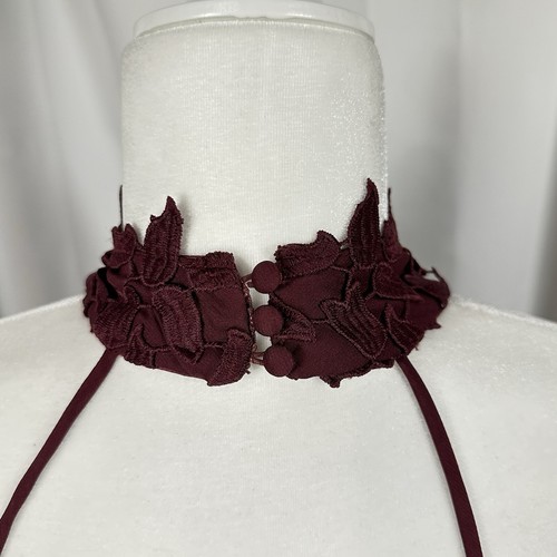 BARDOT Gemma Halter Floral Leaf Maroon Lace Bodycon Midi Dress Size 8M - Picture 7 of 16