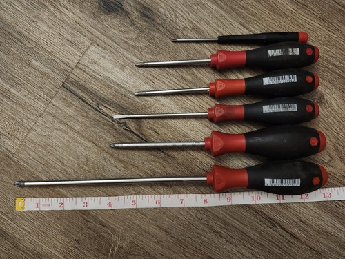Wiha Softfinish Screwdrivers PH2 PH1 Flat Head Red & Black 311 302 31111 - Picture 6 of 8