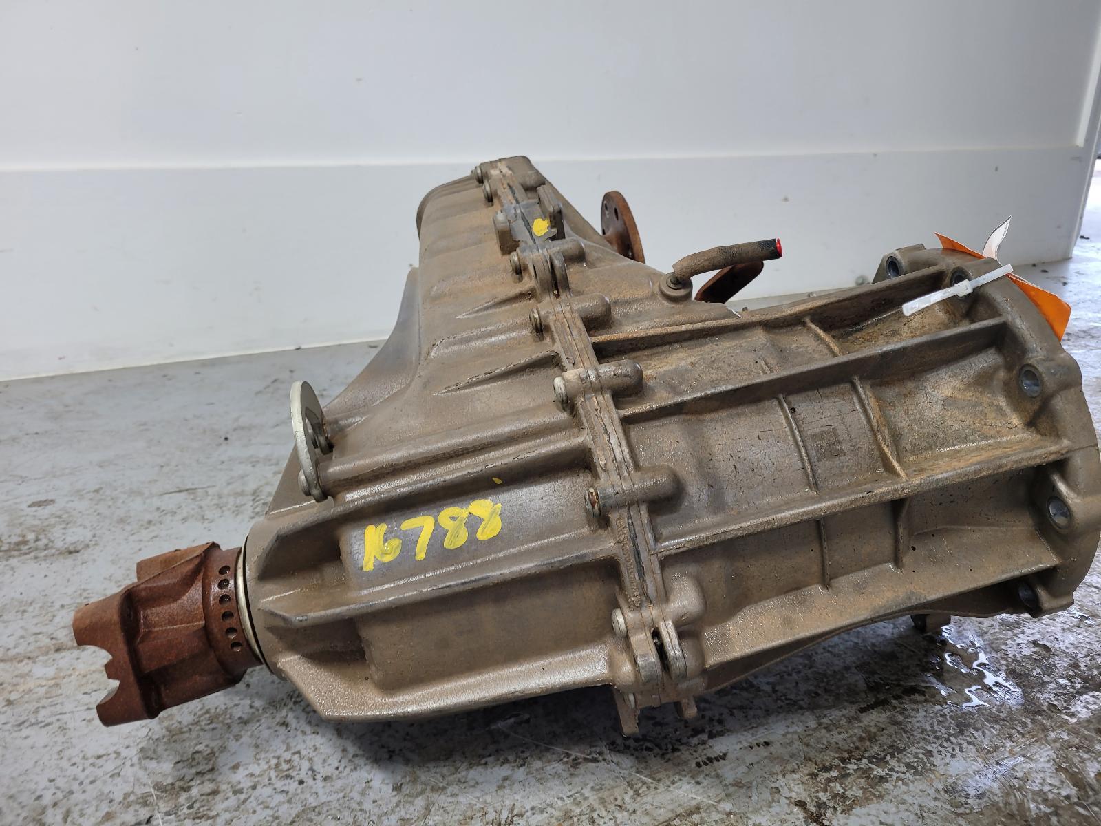 20172019 FORD F350 Transfer Case (6R140), manual shift, flange yoke 6