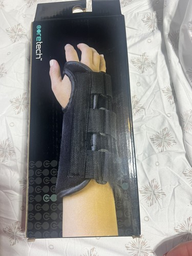 Vive Coretech 908 Wrist Splint Brace Right Hand Medium (Black) - Picture 4 of 7