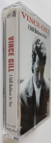 VINCE GILL - I STILL BELIEVE IN YOU CASSETTE ALBUM 1992 (MCA RECORDS) MCAC-10630 - Picture 2 of 12
