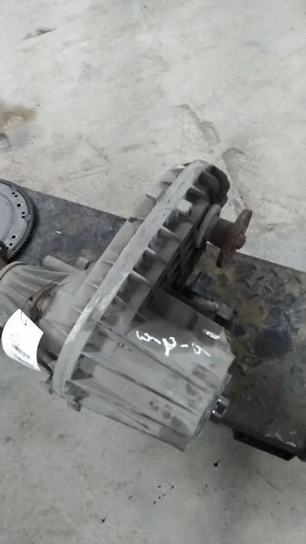 2003-2010 Ford F250SD, F350SD,F450SD Transfer Case Assembly OEM - Image 4 of 4