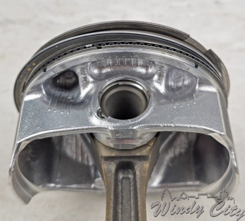 6.6L LT8 CHEVY GM ENGINE PISTON WITH CONNECTING ROD LEFT SIDE - Picture 5 of 5