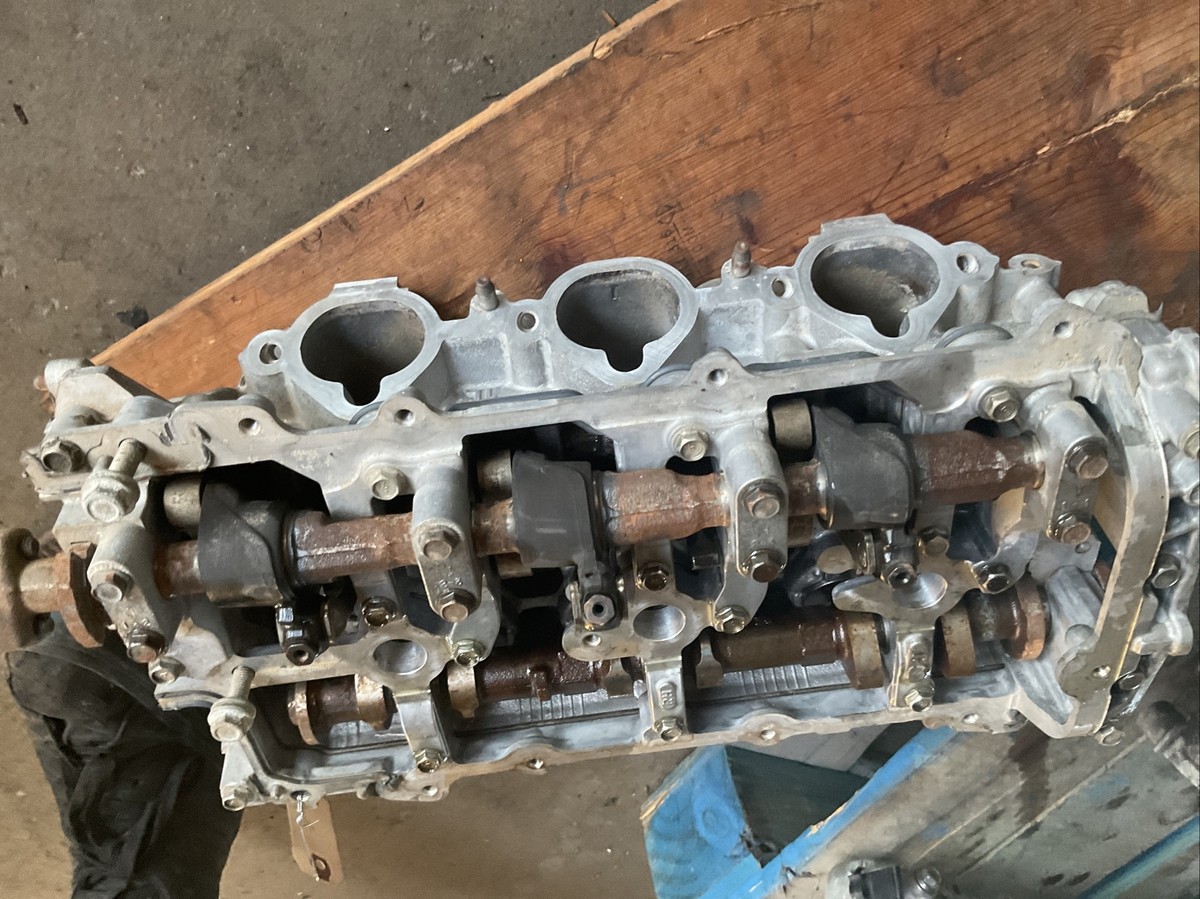 08-19 Infiniti G37 Nissan 370Z VQ37VHR Right Cylinder Head 08-19 Infiniti G37 Nissan 370Z VQ37VHR Right Cylinder Head