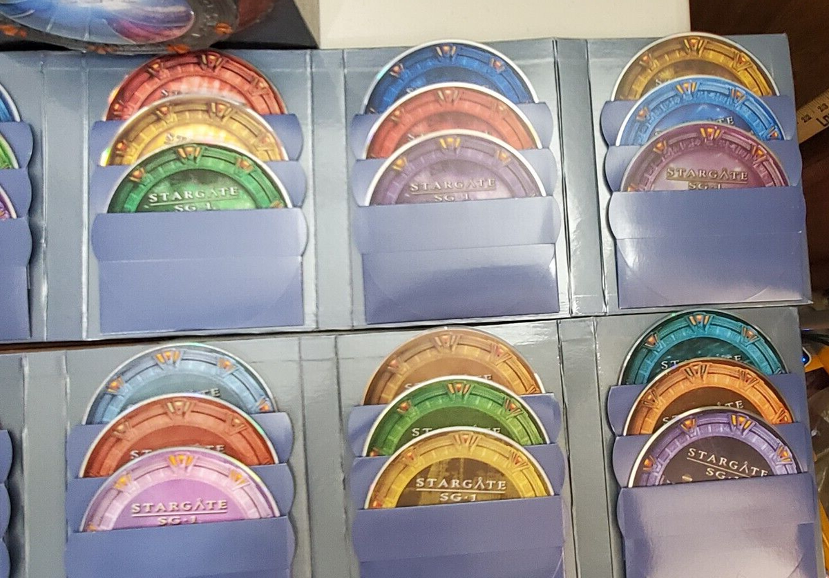 Stargate SG-1 The Complete Series Collector's Edition DVD Box Set Stargate SG-1 The Complete Series Collector's Edition DVD Box Set