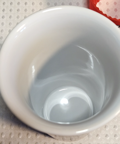 Hersheys KitKat Keramik Reise Kaffeetasse Becher mit Silikongriff und Deckel - Bild 3 von 5