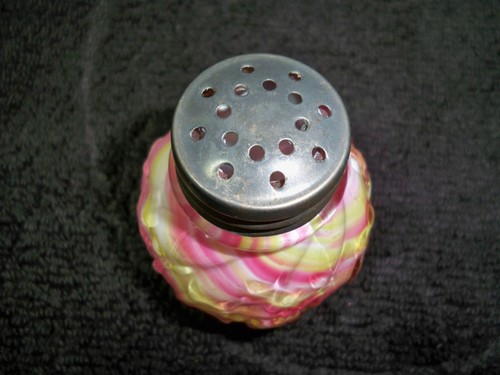 Northwood Glass Royal Ivy Rainbow Splatter Glass Saltshaker 1880s Antique - Picture 10 of 15