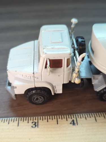 Majorette n° 3040, camion Scania citerne elf antar, 1/60e - Picture 8 of 22