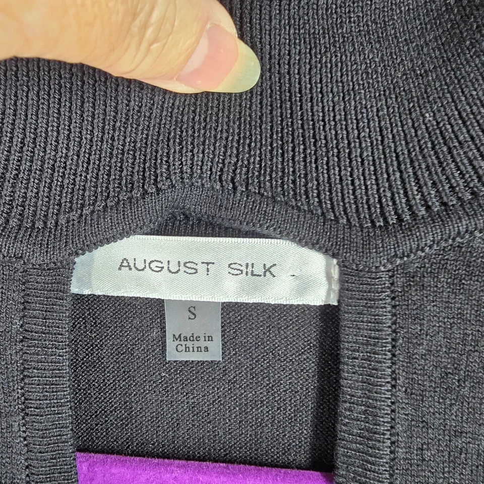 Blusa August Silk para mujer negra cuello falso ojo de cerradura terciopelo manga floral talla S Foto 4 de 4